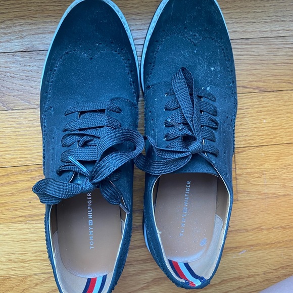Tommy Hilfiger oxfords 8.5 - Picture 2 of 3